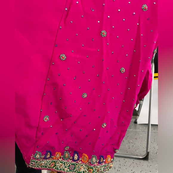 Frontier heritage ready to wear readymade party designer pink magenta embroidery - Picture 6 of 11